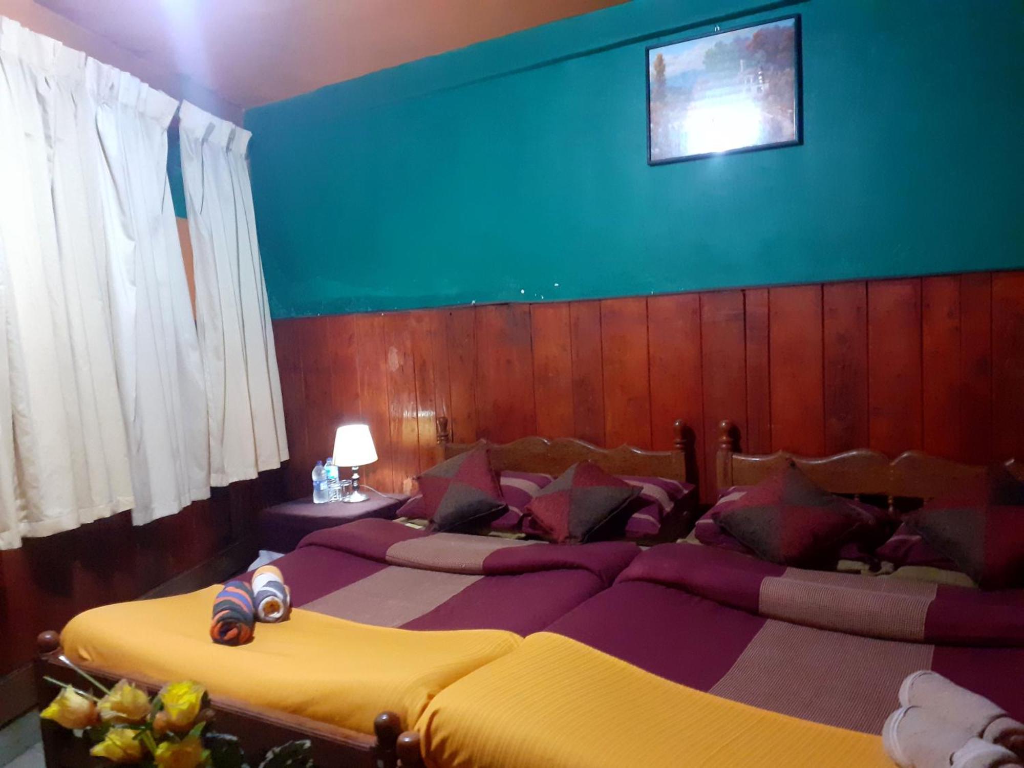 Cool Land Hot Hut Rooms & Restaurant Nuwara Eliya Exterior photo