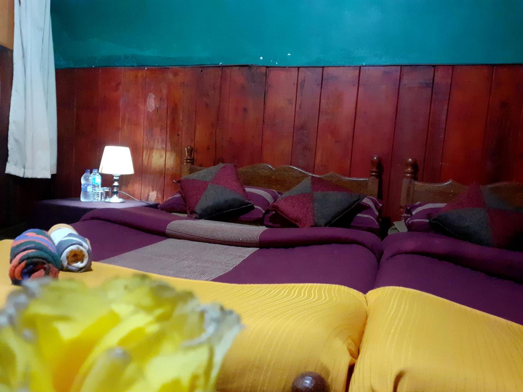 Cool Land Hot Hut Rooms & Restaurant Nuwara Eliya Exterior photo