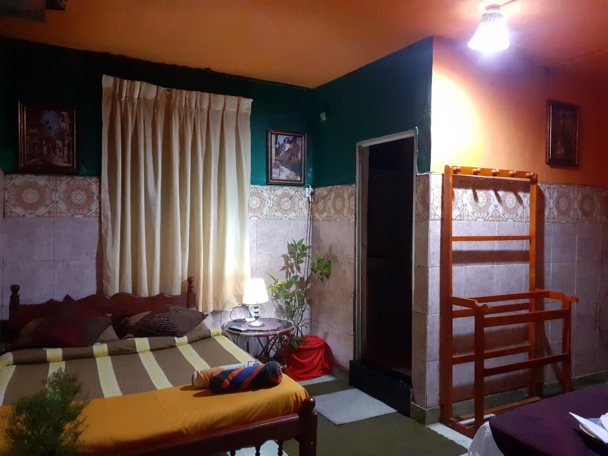 Cool Land Hot Hut Rooms & Restaurant Nuwara Eliya Exterior photo